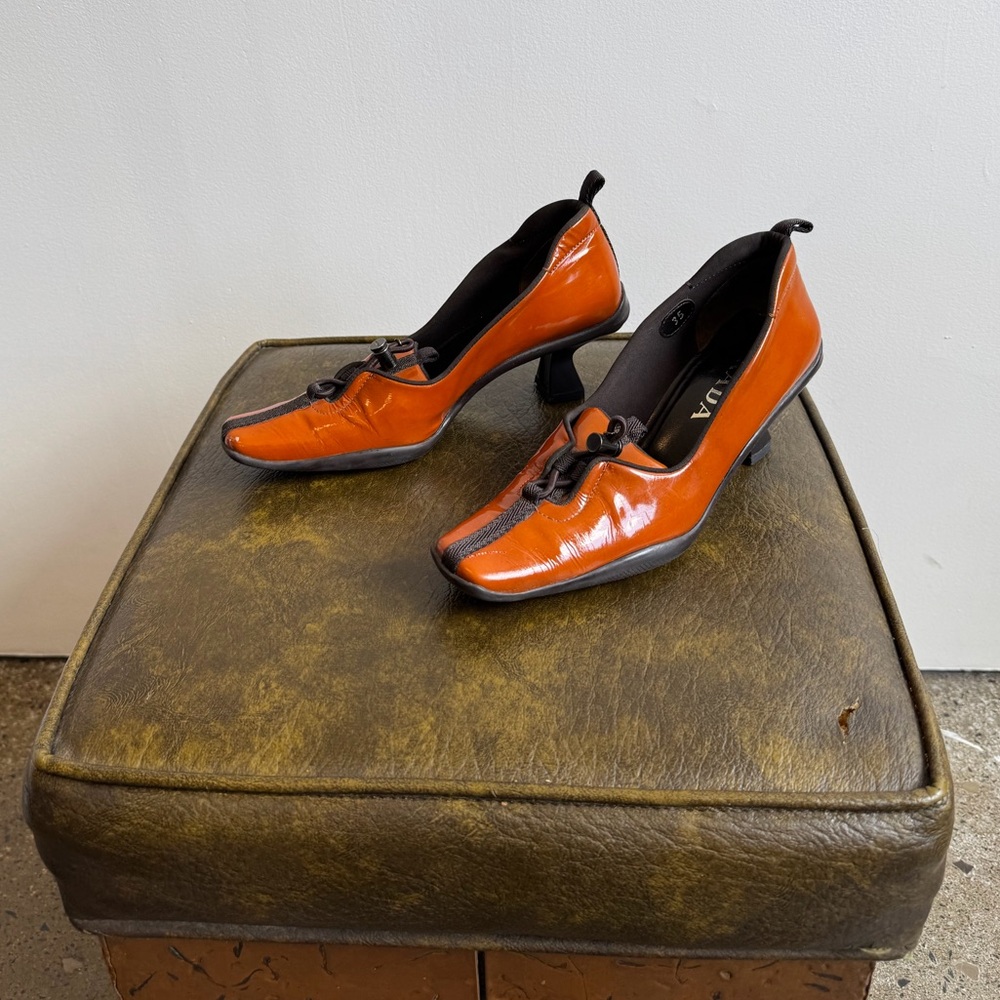 prada f/w 99 brown patent kitten heels - Picture 3 of 4